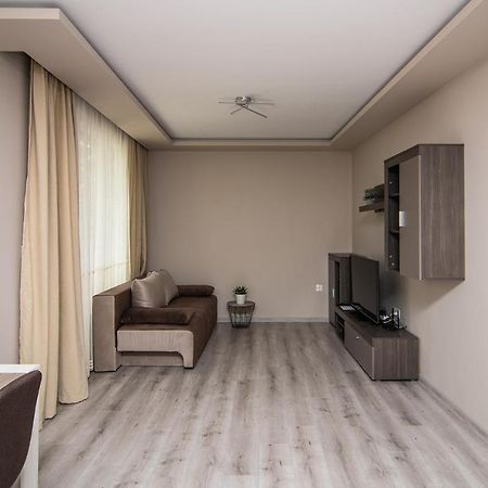 Apartament Cozy Flats Nearby Center Free Park Area Warna Zewnętrze zdjęcie