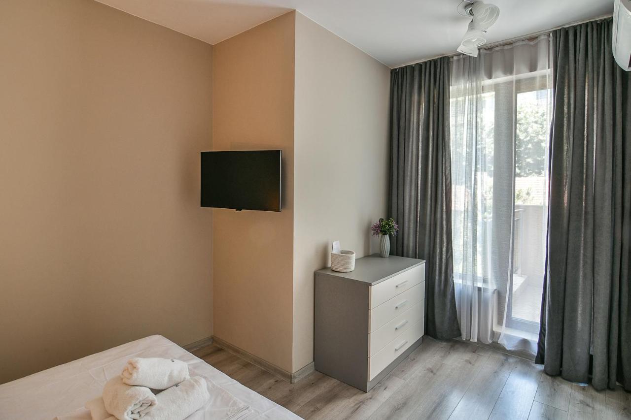 Apartament Cozy Flats Nearby Center Free Park Area Warna Zewnętrze zdjęcie
